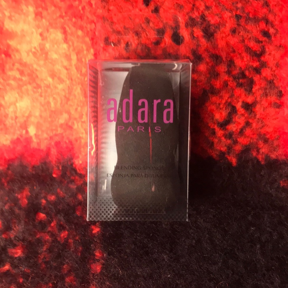Adara Paris blending sponge